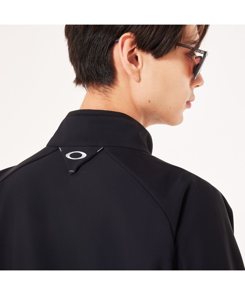 OAKLEY(オークリー)の「オークリーSKULL THERMO WIND JACKET/パーカー/ゴルフ/メンズ/ゴルフコレクション/撥水/防風/OAKLEY(パーカー・メンズ・ブラック・XL/M/L)」の3枚目の写真