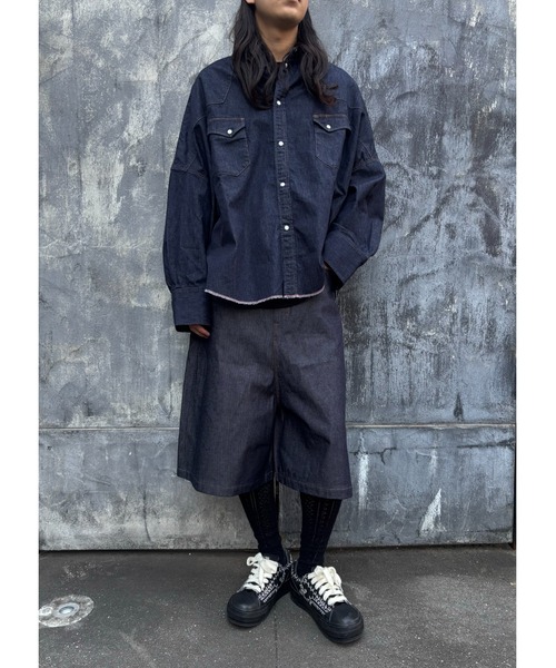 SHINYAKOZUKA(シンヤコヅカ)の「ORDINARY CITY LOOSE SHORTS(ISSUE#8)(デニムパンツ・メンズ・インディゴブルー/ブラック・LARGE/MEDIUM/SMALL)」の9枚目の写真