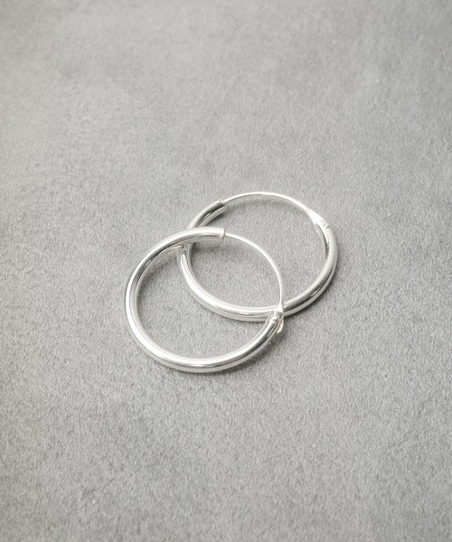 ARCHIVER（アーカイバ）の「●silver925 プレーンピアス●（ピアス（両耳用）・メンズ・シルバー・SMALL/LARGE/X-LARGE/X-SMALL/MEDIUM）」の3枚目の写真