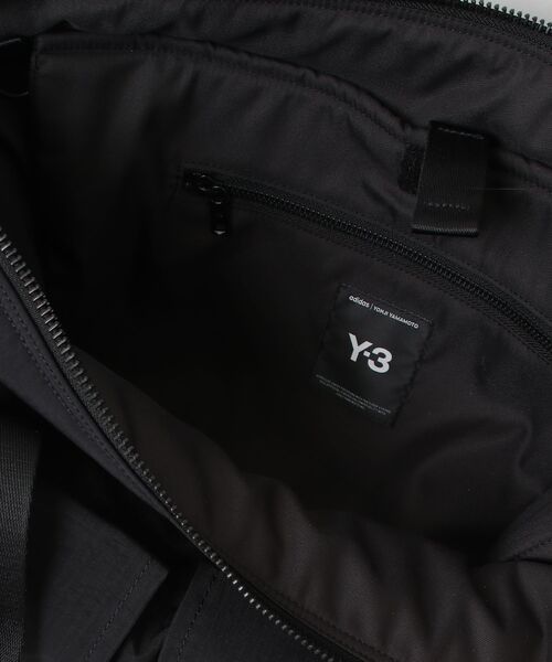 Y-3(ワイスリー)の「Y-3 UTILITY MESSENGER BAG(ボストンバッグ・メンズ・ブラック・ONE SIZE)」の2枚目の写真