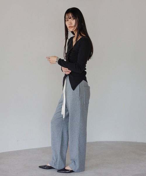 ENC（エンク）の「front gather cardigan / フロントギャザーカーディガン（Tシャツ/カットソー・レディース・オフホワイト/ブラック・FREE）」の17枚目の写真