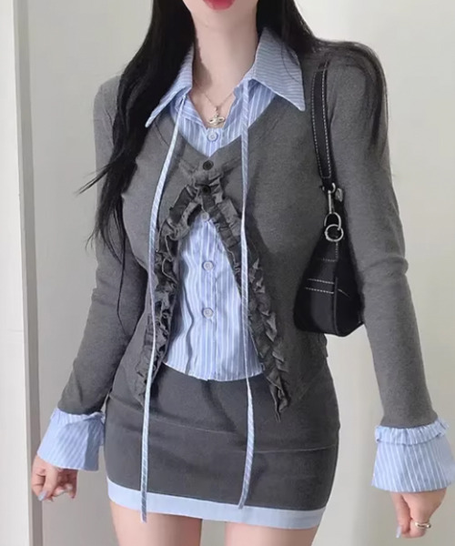 VIVID LADY(ビビッドレディー)の「ストライプシャツ フリルカーディガン レイヤード風トップス(シャツ/ブラウス・レディース・ブラック/アイボリー/グレー・FREE)」の9枚目の写真