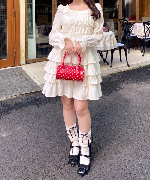 Mejoul（メジュール）の「【26年春夏新作】エナメルバックルリボン チャンキーヒールポインテッドトゥパンプス（パンプス・レディース・ホワイト/ブラック・L/M）」の9枚目の写真