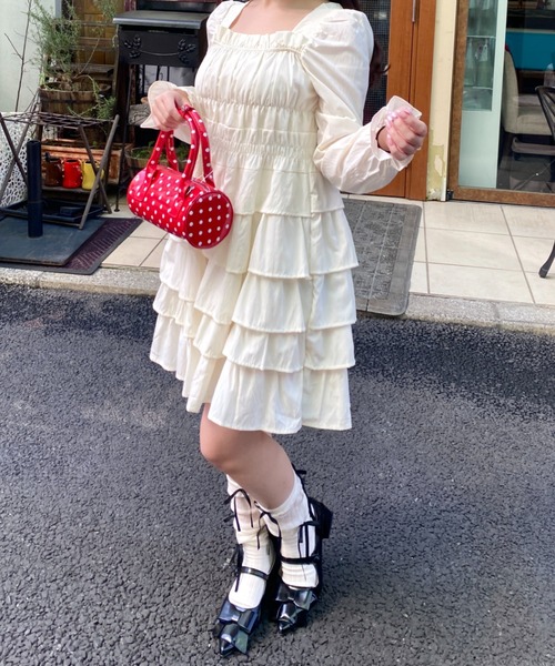 Mejoul（メジュール）の「【26年春夏新作】エナメルバックルリボン チャンキーヒールポインテッドトゥパンプス（パンプス・レディース・ホワイト/ブラック・L/M）」の8枚目の写真
