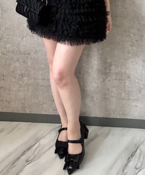 Mejoul（メジュール）の「【26年春夏新作】エナメルバックルリボン チャンキーヒールポインテッドトゥパンプス（パンプス・レディース・ホワイト/ブラック・L/M）」の13枚目の写真