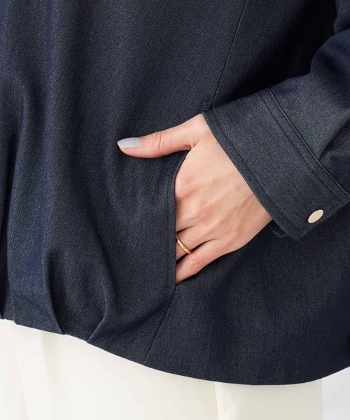 a.v.v（アーヴェヴェ）の「ステンカラーブルゾン（ブルゾン・レディース・ネイビー/ベージュ・39）」の20枚目の写真