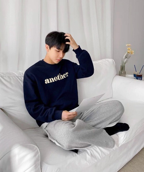 NOWLE（ノウル）の「【NOWLE】another フロントロゴ クルーネックスウェット / トレーナー（スウェット・メンズ・ネイビー・MEDIUM/SMALL/X-LARGE/LARGE）」の9枚目の写真
