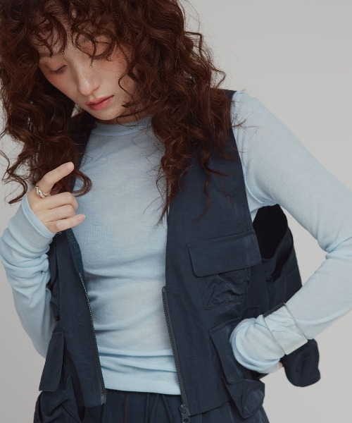 W:Huku(フーク)の「リバーシブルロングスリーブTシャツ / Reversible Long-Sleeve T-Shirt(Tシャツ/カットソー・レディース・オフホワイト/ベージュ/ブルー系その他/イエロー系その他/ブラック・FREE)」の19枚目の写真