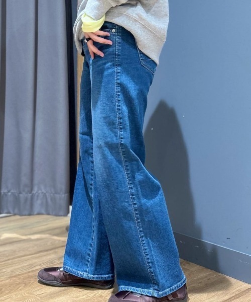 SOMETHING(サムシング)の「SOMETHING(サムシング)【レディース】「LISA」セミワイドパンツ(デニムパンツ・レディース・ダークインディゴブルー・27inch/31inch/30inch/29inch/28inch/26inch/25inch)」の16枚目の写真