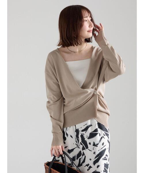 Te chichi(テチチ)の「【雑誌掲載】2WAYカシュクールVネックカーディガン《2026 spring catalog item》(カーディガン/ボレロ・レディース・グリーン/ネイビー/シルバー/ベージュ・F)」の5枚目の写真