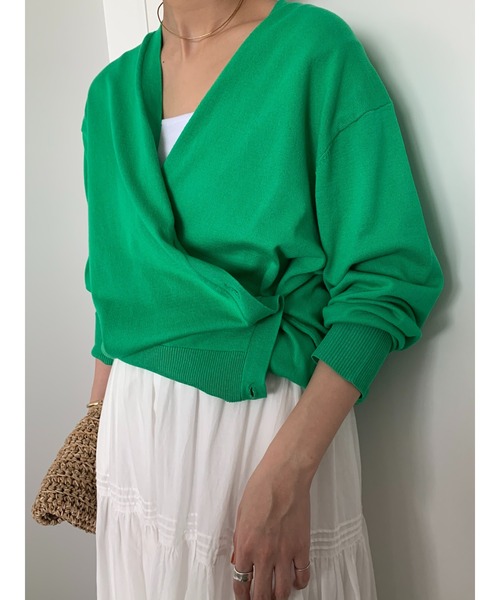 Te chichi(テチチ)の「【雑誌掲載】2WAYカシュクールVネックカーディガン《2026 spring catalog item》(カーディガン/ボレロ・レディース・グリーン/ネイビー/シルバー/ベージュ・F)」の10枚目の写真