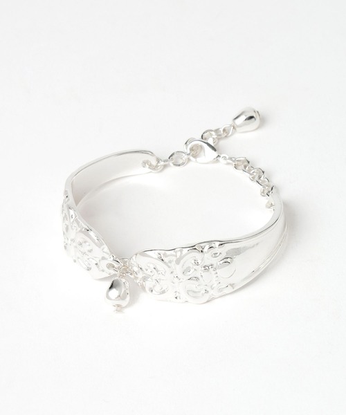 HARE（ハレ）の「ビンテージメタルバングル(HARE)（バングル/リストバンド・レディース・シルバー・FREE）」の6枚目の写真