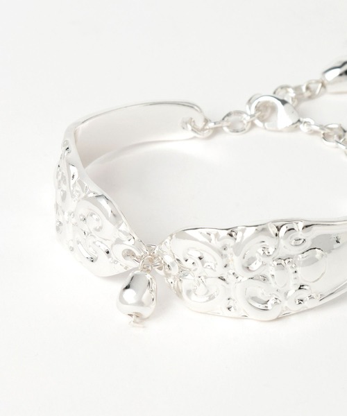 HARE（ハレ）の「ビンテージメタルバングル(HARE)（バングル/リストバンド・レディース・シルバー・FREE）」の9枚目の写真