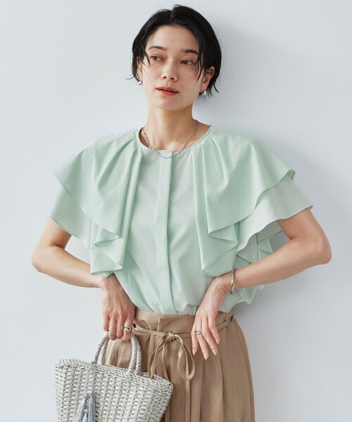 green label relaxing（グリーンレーベルリラクシング）の「Breeze Cool  ラッフル ブラウス マシンウォッシャブル 吸水速乾 通気性 UVカット（シャツ/ブラウス・レディース・ネイビー/ダークグレー/ライム/ホワイト/レッド・FREE）」の4枚目の写真