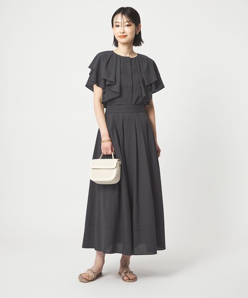 green label relaxing（グリーンレーベルリラクシング）の「Breeze Cool  ラッフル ブラウス マシンウォッシャブル 吸水速乾 通気性 UVカット（シャツ/ブラウス・レディース・ネイビー/ダークグレー/ライム/ホワイト/レッド・FREE）」の17枚目の写真