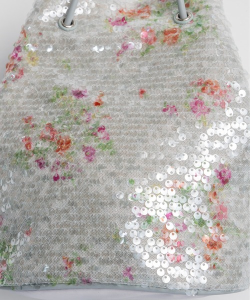 MAISON SPECIAL（メゾンスペシャル）の「【2026SUMMER PRE-ORDER】Flower Sequin Drawstring Bag/フラワースパンコールドローストリングバッグ（ショルダーバッグ・レディース・マルチ・FREE）」の3枚目の写真