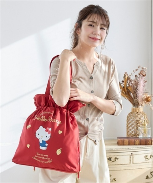 sanrio(サンリオ)の「サンリオキャラクターズ 10ポケット2WAYプリントトートバッグ(A4対応)(トートバッグ・レディース・ピンク系/ブラック系/レッド系・FREE)」の6枚目の写真