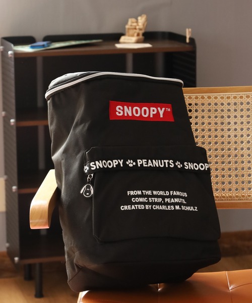 FUNALIVE(ファンアライブ)の「SNOOPY スヌーピー スクエアリュック(バックパック/リュック・レディース・ブラック/ネイビー・FREE)」の6枚目の写真