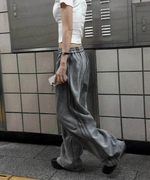 Hatsukoshi（ハツコシ）の「ヴィンテージウォッシュトリプルラインワイドパンツ（スウェットパンツ）」