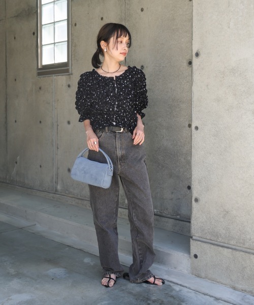 Bab（バブ）の「リトルフラワーシャーリングブラウス/くしゅくしゅブラウス/全骨格対応◎（シャツ/ブラウス・レディース・アイボリー/ブラック/ライトグレー・M）」の21枚目の写真