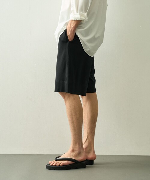 WRAPINKNOT(ラッピンノット)の「【WRAPINKNOT/ラッピンノット】Wide Shorts(その他パンツ・メンズ・ブラック・2/3)」の3枚目の写真