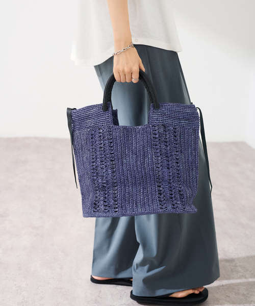 FRAMeWORK（フレームワーク）の「A POINT 別注TAMPICO PM UNI トート（かごバッグ・レディース・ネイビー/アイボリー・FREE）」の9枚目の写真
