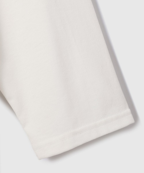 VICKY(ビッキー)の「アソートフォトロングTシャツ(Tシャツ/カットソー・レディース・オフホワイト/アイボリー/ホワイト系その他・M)」の7枚目の写真