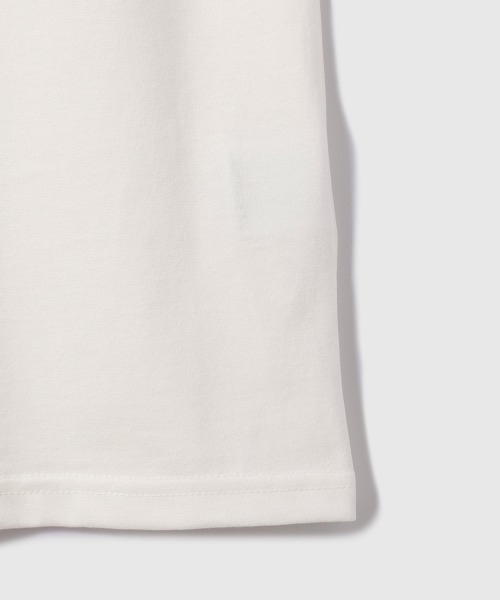 VICKY(ビッキー)の「アソートフォトロングTシャツ(Tシャツ/カットソー・レディース・オフホワイト/アイボリー/ホワイト系その他・M)」の8枚目の写真