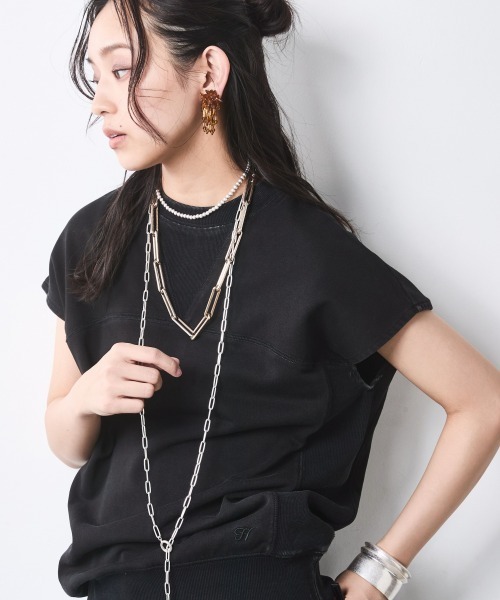 CHIC STYLE(シックスタイル)の「フレンチスリーブスウェット<大きいサイズ有>シックスタイル(スウェット・レディース・スミクロ/サンドベージュ・5L/4L/3L/LL/L/M)」の2枚目の写真