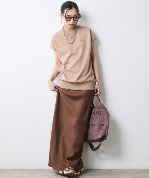 CHIC STYLE(シックスタイル)の「フレンチスリーブスウェット<大きいサイズ有>シックスタイル(スウェット・レディース・スミクロ/サンドベージュ・5L/4L/3L/LL/L/M)」の16枚目の写真