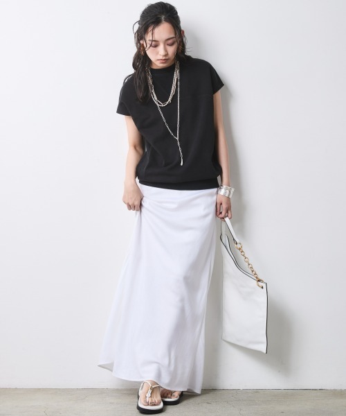 CHIC STYLE(シックスタイル)の「フレンチスリーブスウェット<大きいサイズ有>シックスタイル(スウェット・レディース・スミクロ/サンドベージュ・5L/4L/3L/LL/L/M)」の19枚目の写真