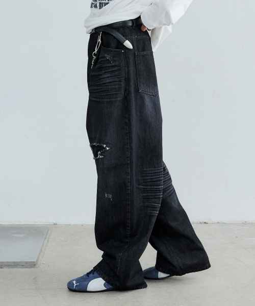 MAISON MINED(メゾンミネド)の「DESTROYED WASHING DENIM PANTS BLACK(デニムパンツ・メンズ・その他・SMALL/MEDIUM/LARGE)」の5枚目の写真