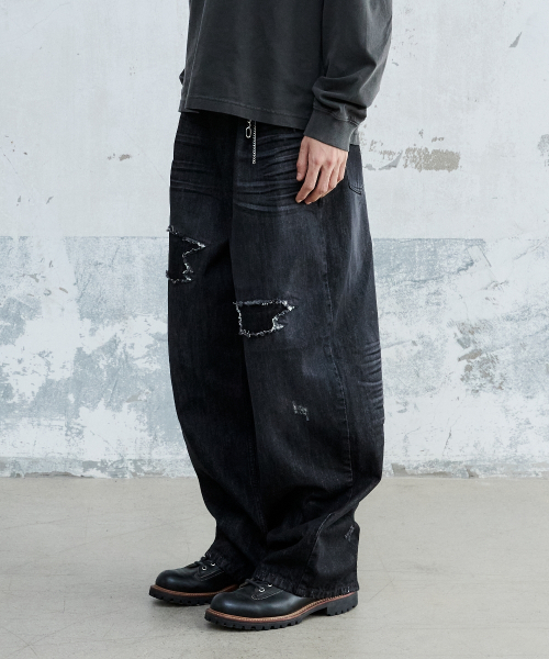 MAISON MINED(メゾンミネド)の「DESTROYED WASHING DENIM PANTS BLACK(デニムパンツ・メンズ・その他・SMALL/MEDIUM/LARGE)」の3枚目の写真