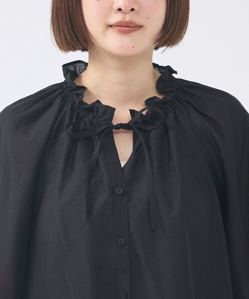 abahouse mavie(アバハウスマヴィ)の「【羽織にもなる】フリルカラーブラウス(シャツ/ブラウス・レディース・ベージュ/ホワイト/ブラック/サックスブルー・フリー)」の21枚目の写真