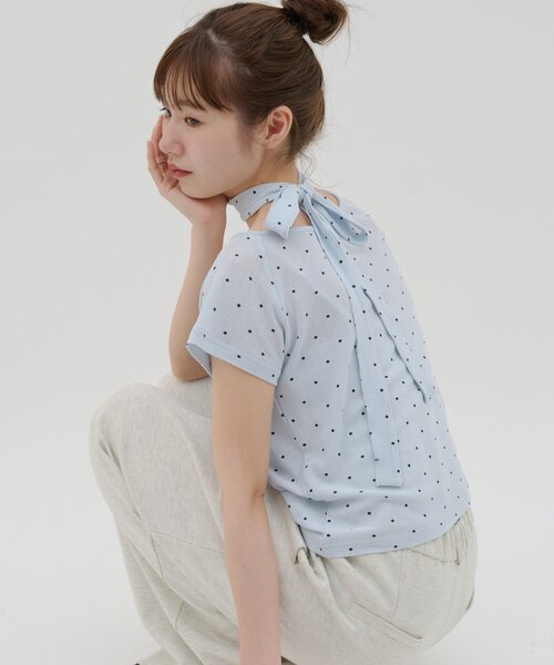 DISCOAT(ディスコート)の「【umm.】チョーカー付きドットラグランプルオーバー(Tシャツ/カットソー・レディース・アイボリー/オフホワイト/サックスブルー/ブラック/グレー・FREE)」の1枚目の写真