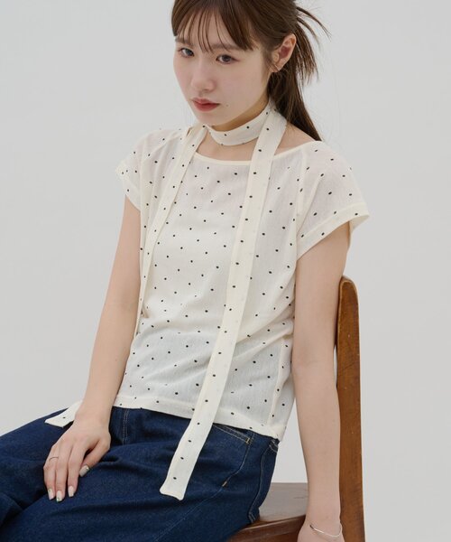 DISCOAT(ディスコート)の「【umm.】チョーカー付きドットラグランプルオーバー(Tシャツ/カットソー・レディース・アイボリー/オフホワイト/サックスブルー/ブラック/グレー・FREE)」の7枚目の写真