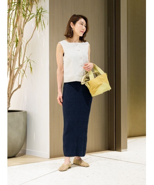 Banana Republic(バナナリパブリック)の「リネン ボタンフロント タンクトップ(シャツ/ブラウス・レディース・ホワイト/コーラルピンク/ブラック・XS/S/M/L)」の4枚目の写真