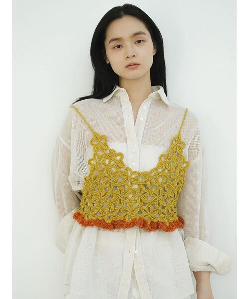 FIKA.(フィーカ)の「Flower crochet bustier(その他トップス・レディース・ブラック/イエロー系その他4/カーキ・MEDIUM)」の4枚目の写真