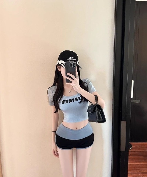 Ritzy（リッツィー）の「ハイウエストデザイン   スポーティショーツ（その他パンツ・レディース・ブラック×グレー/ブラック×ブルー・S/M）」の21枚目の写真