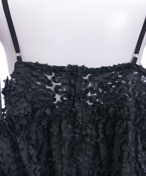 CLEAR BASIC（クリアベーシック）の「チャーム付きウェーブ刺繍チュールキャミチュニック［骨格ウェーブ/シアー/透け感/フェミニン/レイヤード］（シャツ/ブラウス・レディース・ブラック/オフホワイト・F）」の22枚目の写真