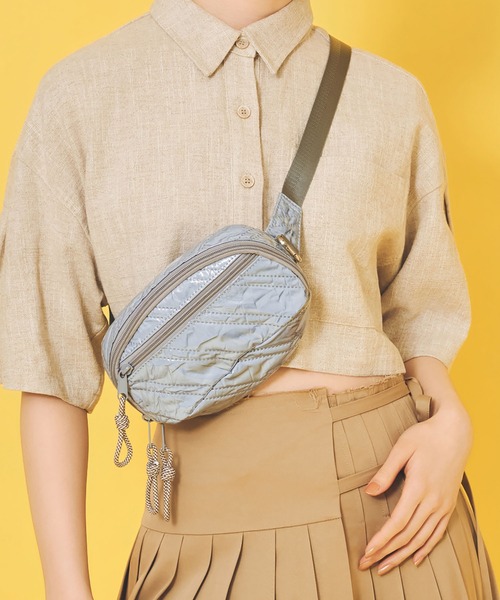 CONTROL FREAK / CTFK(コントロールフリーク)の「CONTROL FREAK / CTFK(コントロールフリーク/シーティーエフケー)【TRAVEL BAG Series】シャイニーminiボディバッグ(ボディバッグ/ウエストポーチ・レディース・ブルー/シルバー/ブラック・FREE)」の3枚目の写真