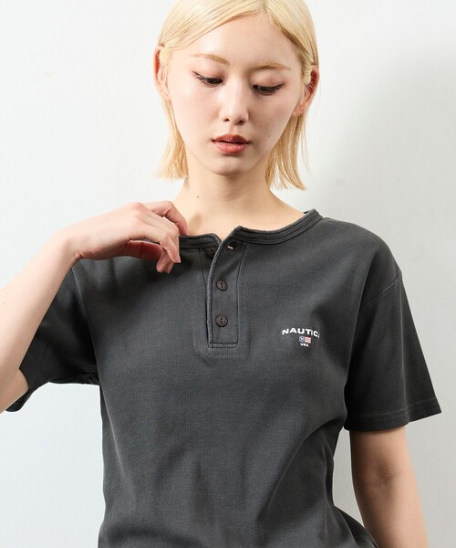 NAUTICA(ノーティカ)の「NAUTICA/ノーティカ Essentials タイトフィット S/S ヘンリーネック ピグメントTシャツ(Tシャツ/カットソー・メンズ・ネイビー/オリーブ/チャコールグレー・X-SMALL/SMALL/MEDIUM/LARGE/X-LARGE/XX-LARGE)」の15枚目の写真