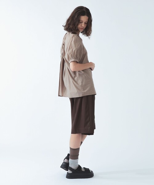 Ray BEAMS(レイビームス)の「チェック バックオープン ブラウス(シャツ/ブラウス・レディース・ベージュ/ブラック・ONE SIZE)」の4枚目の写真