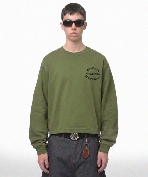 PRINOAR(プリノア)の「ガーメンツ セミクロップ 長袖Tシャツ - グリーナリー(Tシャツ/カットソー・レディース・カーキ・LARGE/SMALL/MEDIUM)」の2枚目の写真