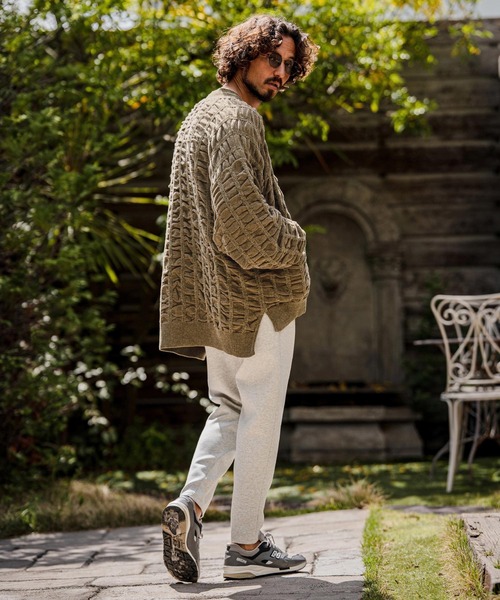 CAMBIO(カンビオ)の「mcg3835-Flexiguard Chenille Knit Cardigan ニットカーディガン(A71226cmb)(カーディガン/ボレロ・メンズ・ブラック/ネイビー/チャコール/グリーン/ライトカーキ・L/M/S)」の16枚目の写真
