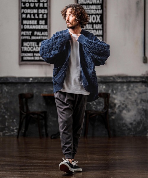 CAMBIO(カンビオ)の「mcg3835-Flexiguard Chenille Knit Cardigan ニットカーディガン(A71226cmb)(カーディガン/ボレロ・メンズ・ブラック/ネイビー/チャコール/グリーン/ライトカーキ・L/M/S)」の21枚目の写真
