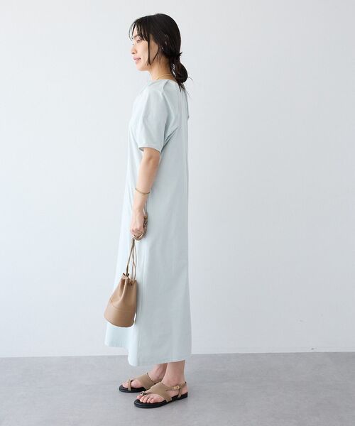 CRAFT STANDARD BOUTIQUE(クラフトスタンダードブティック)の「UVカット ポーチ付きバルーンスリーブワンピース(ワンピース・レディース・ライトブルー/ブラック/ダークカーキ・FREE)」の16枚目の写真