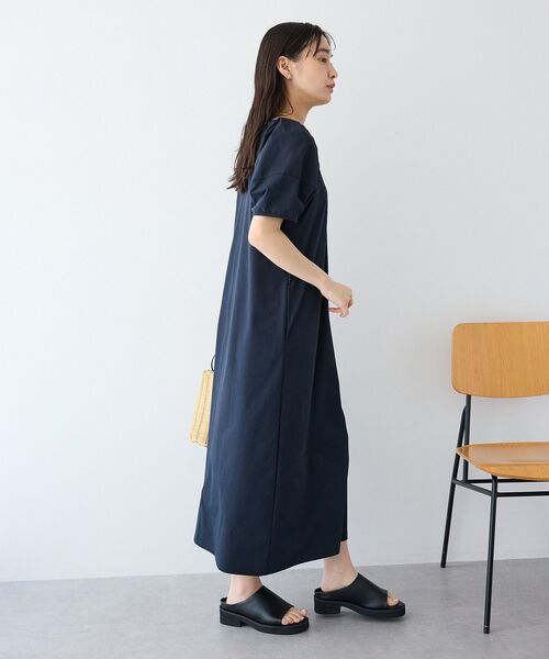 CRAFT STANDARD BOUTIQUE(クラフトスタンダードブティック)の「UVカット ポーチ付きバルーンスリーブワンピース(ワンピース・レディース・ライトブルー/ブラック/ダークカーキ・FREE)」の22枚目の写真