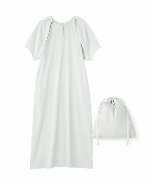 CRAFT STANDARD BOUTIQUE(クラフトスタンダードブティック)の「UVカット ポーチ付きバルーンスリーブワンピース(ワンピース・レディース・ライトブルー/ブラック/ダークカーキ・FREE)」の9枚目の写真