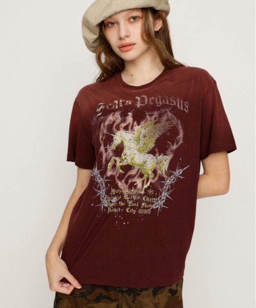 SLY(スライ)の「VINTAGE LIKE HORSE PRINT T/SH ヴィンテージライクホースプリントTシャツ 夏服(Tシャツ/カットソー・レディース・ライトピンク/バーガンディー/ライトブラック・FREE)」の1枚目の写真